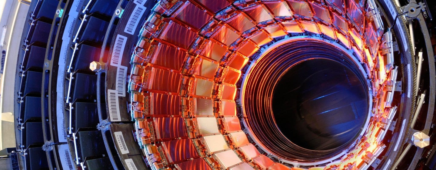 Ποιά είναι η σχέση του CERN με τα σενάρια καταστροφής για τις 23 Σεπτεμβρίου; (βίντεο)